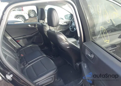 2021 Ford Escape Sel z USA, uszkodzony, nr VIN 1FMCU0H64MUA56947